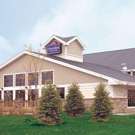 Americinn By Wyndham Charlevoix Exterior foto